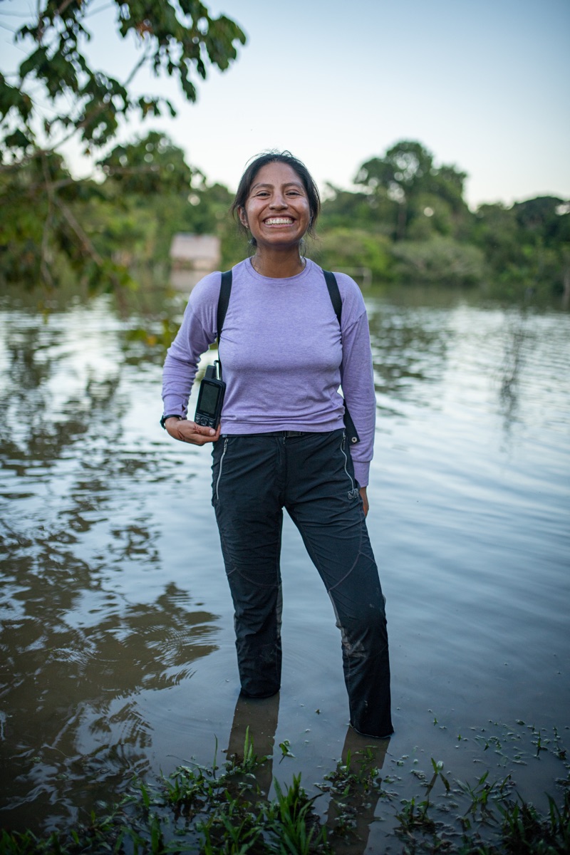 Portrait of Rubi Clemente during fieldwork.